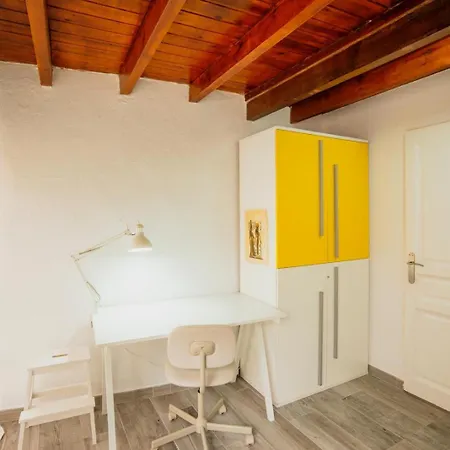 Casa De Los Girasoles Daire *